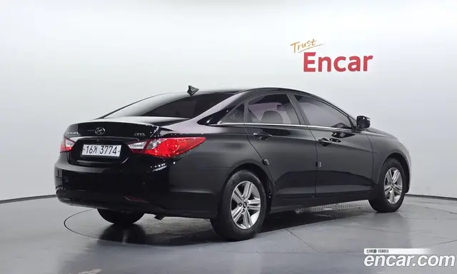 Hyundai Sonata 2012 2.0 механика, миниатюра 2 Hyundai Sonata 2012 2.0 механика, миниатюра 2