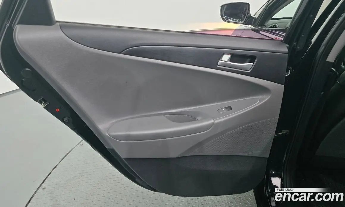 Hyundai Sonata 2012 2.0 механика, фото 15 Hyundai Sonata 2012 2.0 механика, фото 15