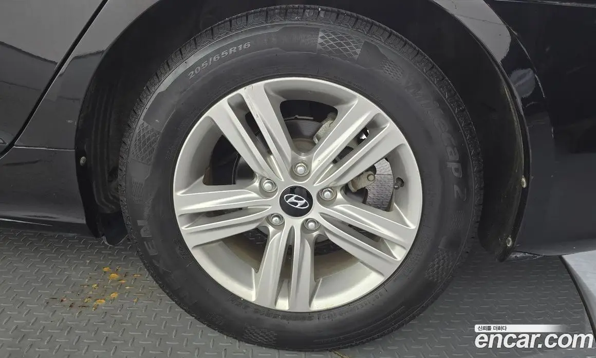 Hyundai Sonata 2012 2.0 механика, фото 7 Hyundai Sonata 2012 2.0 механика, фото 7