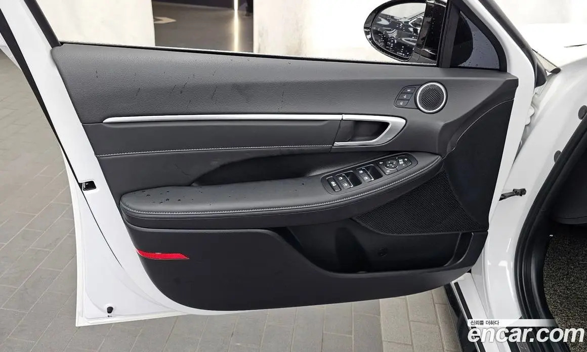 Hyundai Sonata 2021 1.6 автомат (гидро), фото 14