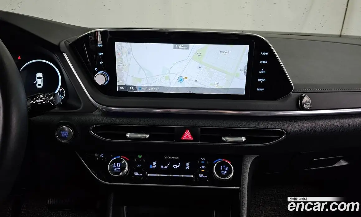 Hyundai Sonata 2021 1.6 автомат (гидро), фото 20