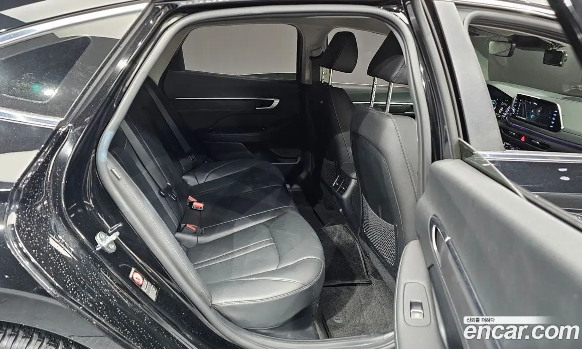 Hyundai Sonata 2022 2.0 автомат (гидро), фото 17