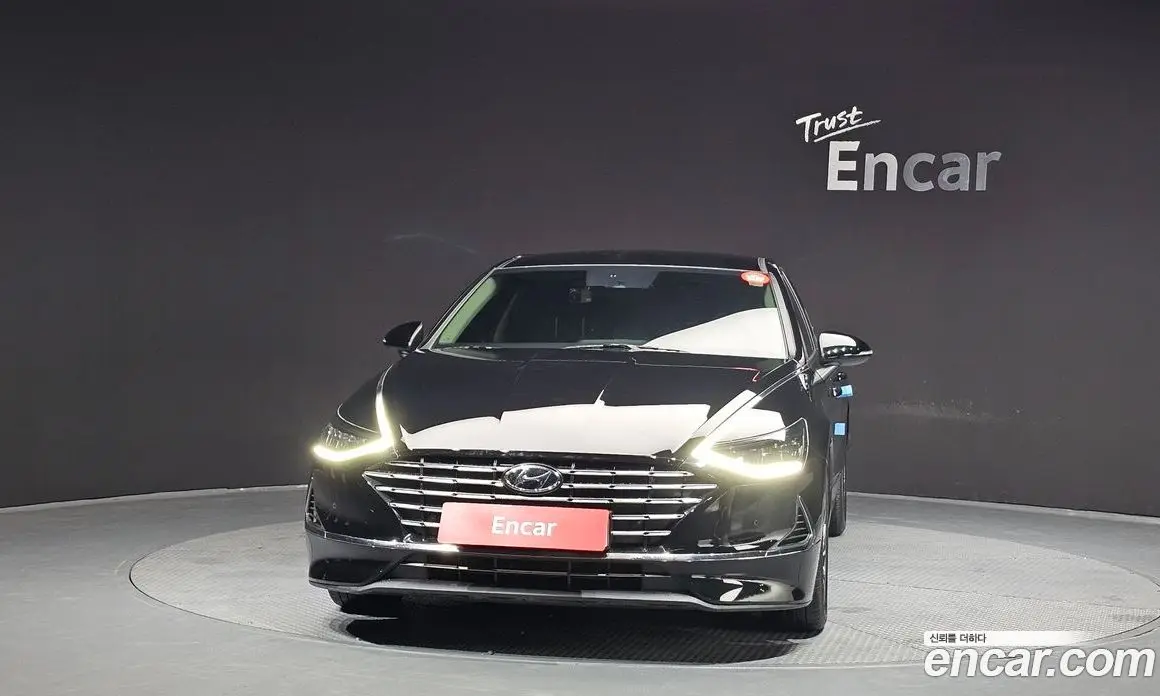 Hyundai Sonata 2022 2.0 автомат (гидро), фото 3