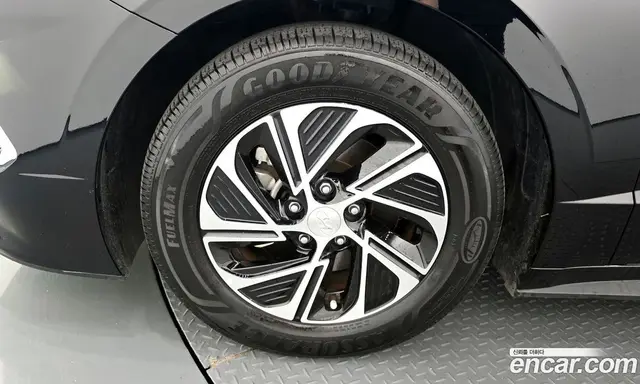Hyundai Sonata 2023 2.0 автомат (гидро), миниатюра 5 Hyundai Sonata 2023 2.0 автомат (гидро), миниатюра 5