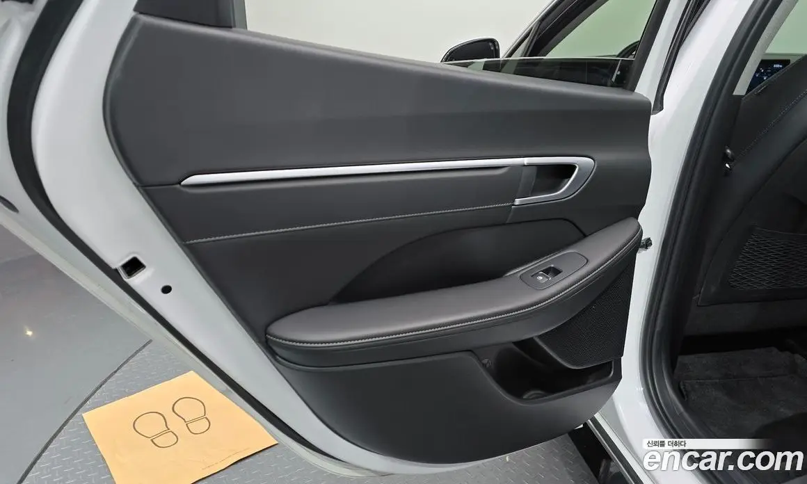 Hyundai Sonata 2024 2.0 автомат (гидро), фото 14