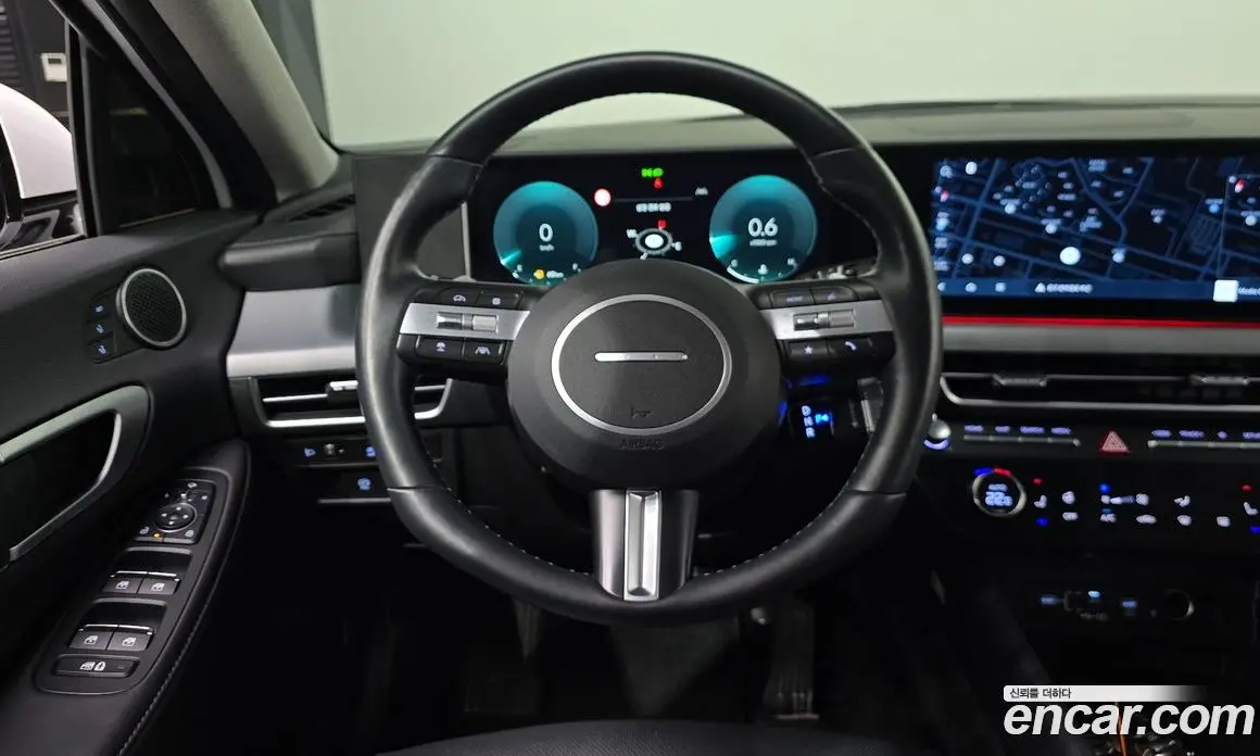 Hyundai Sonata 2024 2.0 автомат (гидро), фото 17