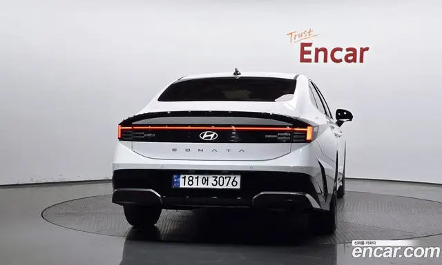 Hyundai Sonata 2024 2.0 автомат (гидро), миниатюра 3