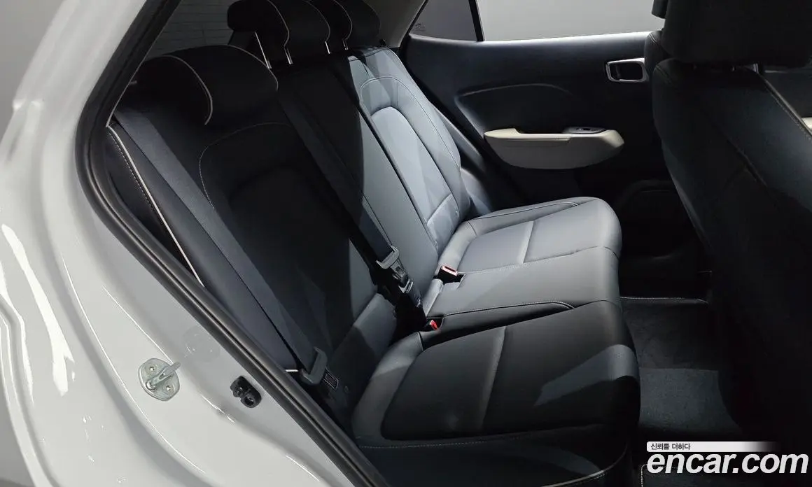 Hyundai Venue 2022 1.6 автомат (гидро), фото 15 Hyundai Venue 2022 1.6 автомат (гидро), фото 15