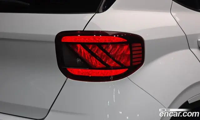 Hyundai Venue 2022 1.6 автомат (гидро), миниатюра 9 Hyundai Venue 2022 1.6 автомат (гидро), миниатюра 9