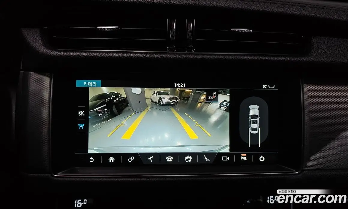 Jaguar XF 2017 2.0 автомат (гидро), фото 20 Jaguar XF 2017 2.0 автомат (гидро), фото 20