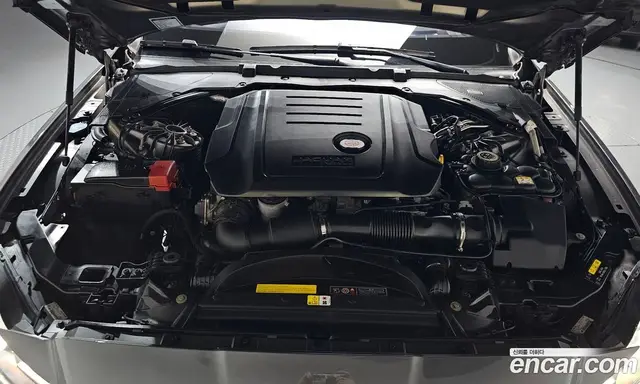 Jaguar XF 2017 2.0 автомат (гидро), миниатюра 5 Jaguar XF 2017 2.0 автомат (гидро), миниатюра 5