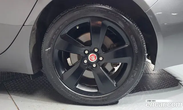 Jaguar XF 2017 2.0 автомат (гидро), миниатюра 6 Jaguar XF 2017 2.0 автомат (гидро), миниатюра 6