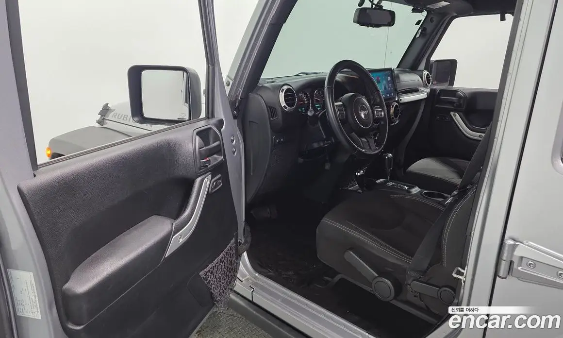 Jeep Wrangler 2017 3.6 автомат (гидро), фото 13 Jeep Wrangler 2017 3.6 автомат (гидро), фото 13