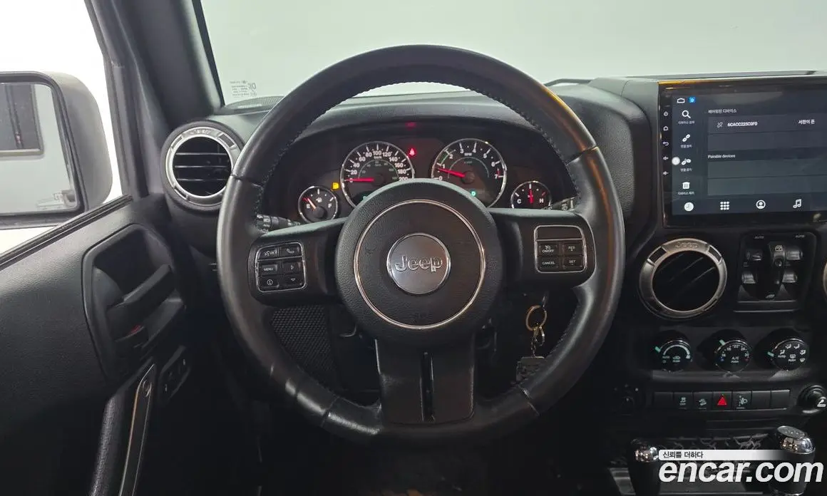 Jeep Wrangler 2017 3.6 автомат (гидро), фото 19 Jeep Wrangler 2017 3.6 автомат (гидро), фото 19