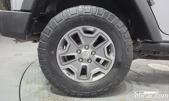 Jeep Wrangler 2017 3.6 автомат (гидро), миниатюра 5 Jeep Wrangler 2017 3.6 автомат (гидро), миниатюра 5
