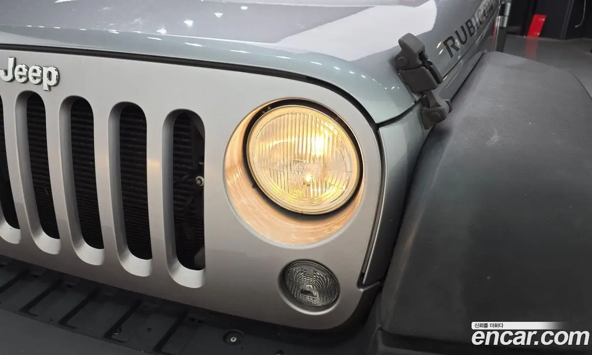 Jeep Wrangler 2017 3.6 автомат (гидро), фото 8 Jeep Wrangler 2017 3.6 автомат (гидро), фото 8