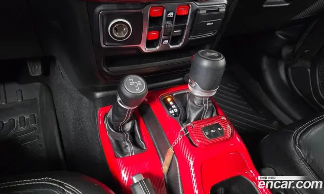 Jeep Wrangler 2019 2.0 автомат (гидро), миниатюра 12