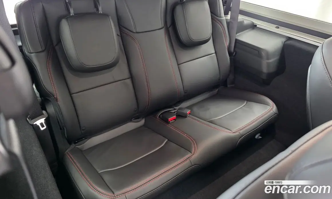 Jeep Wrangler 2025 2.0 автомат (гидро), фото 18 Jeep Wrangler 2025 2.0 автомат (гидро), фото 18