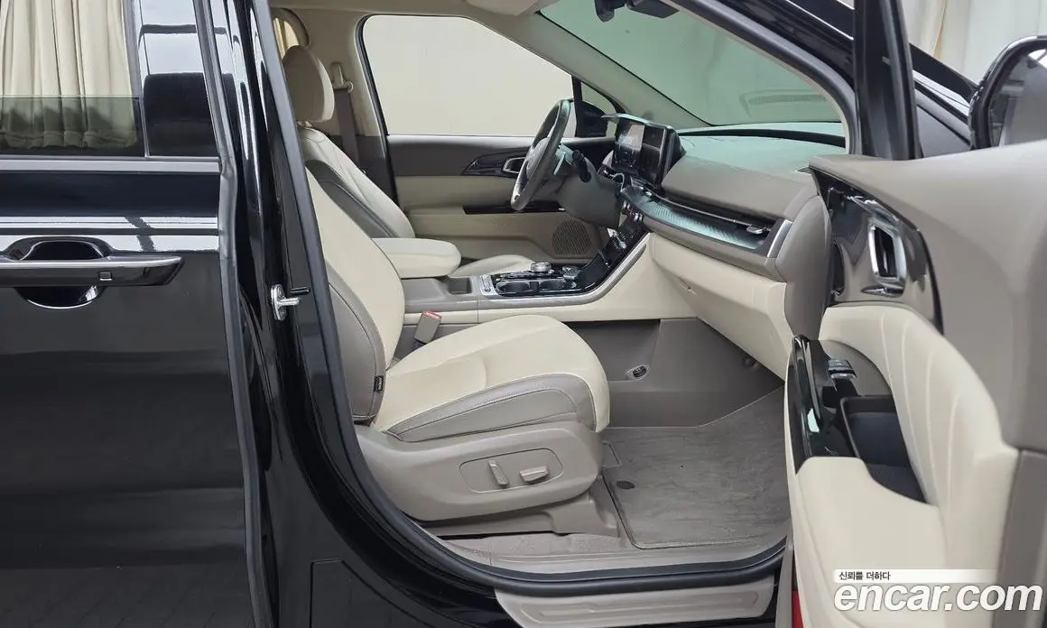 Kia Carnival 2022 3.5 автомат (гидро), фото 16