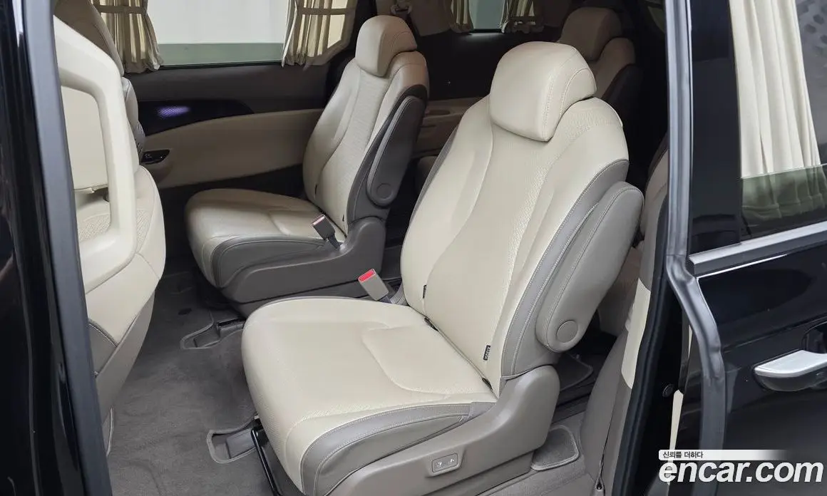 Kia Carnival 2022 3.5 автомат (гидро), фото 18