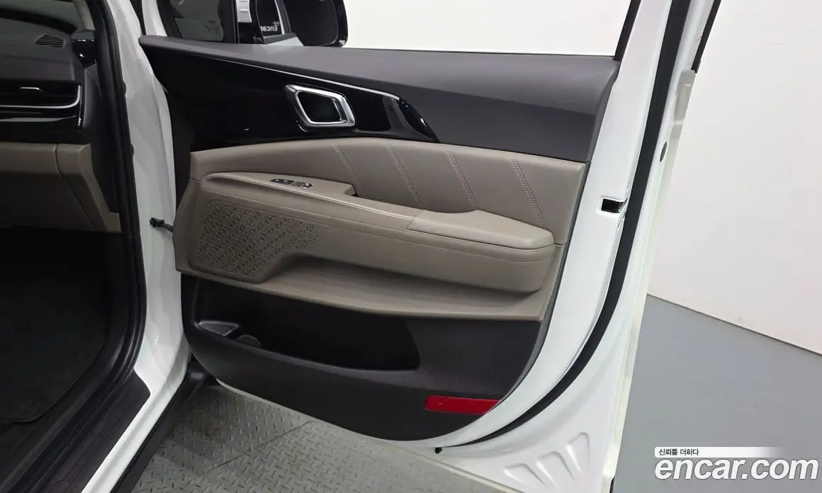 Kia Carnival 2023 3.5 автомат (гидро), фото 14 Kia Carnival 2023 3.5 автомат (гидро), фото 14