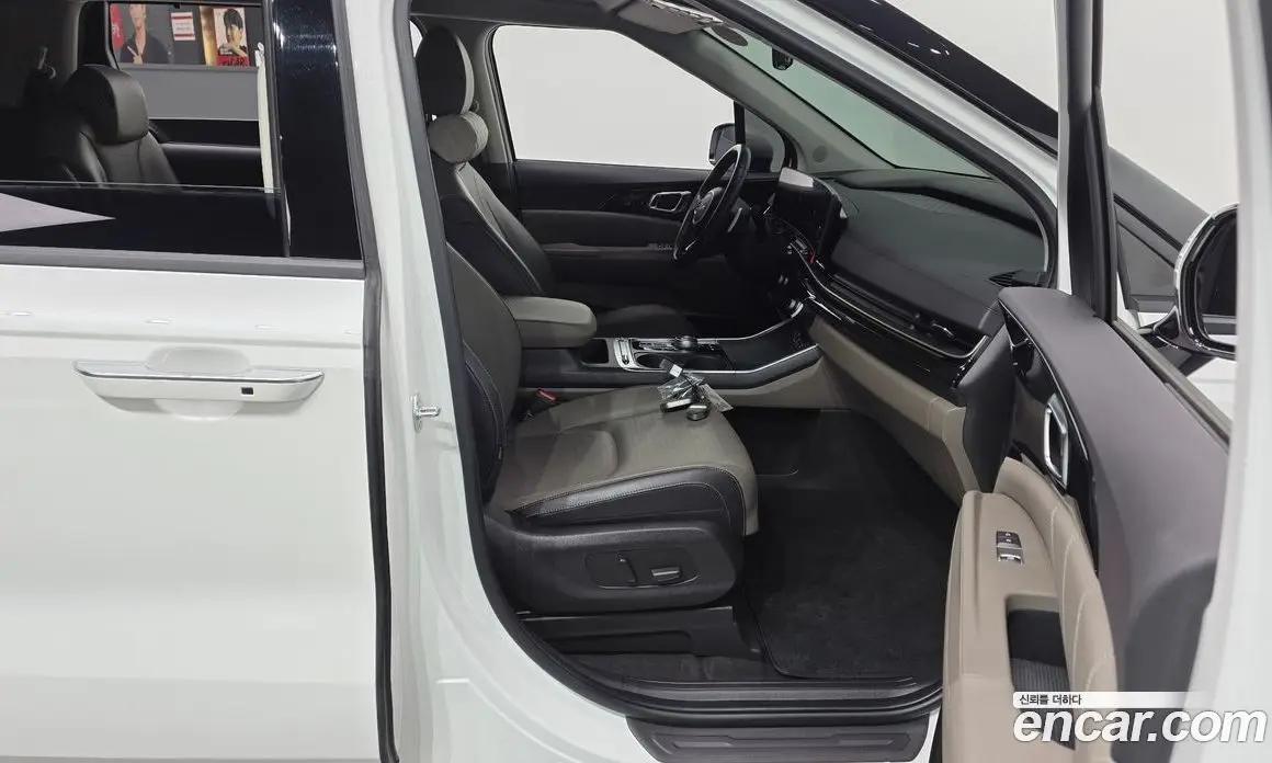 Kia Carnival 2023 3.5 автомат (гидро), фото 16 Kia Carnival 2023 3.5 автомат (гидро), фото 16