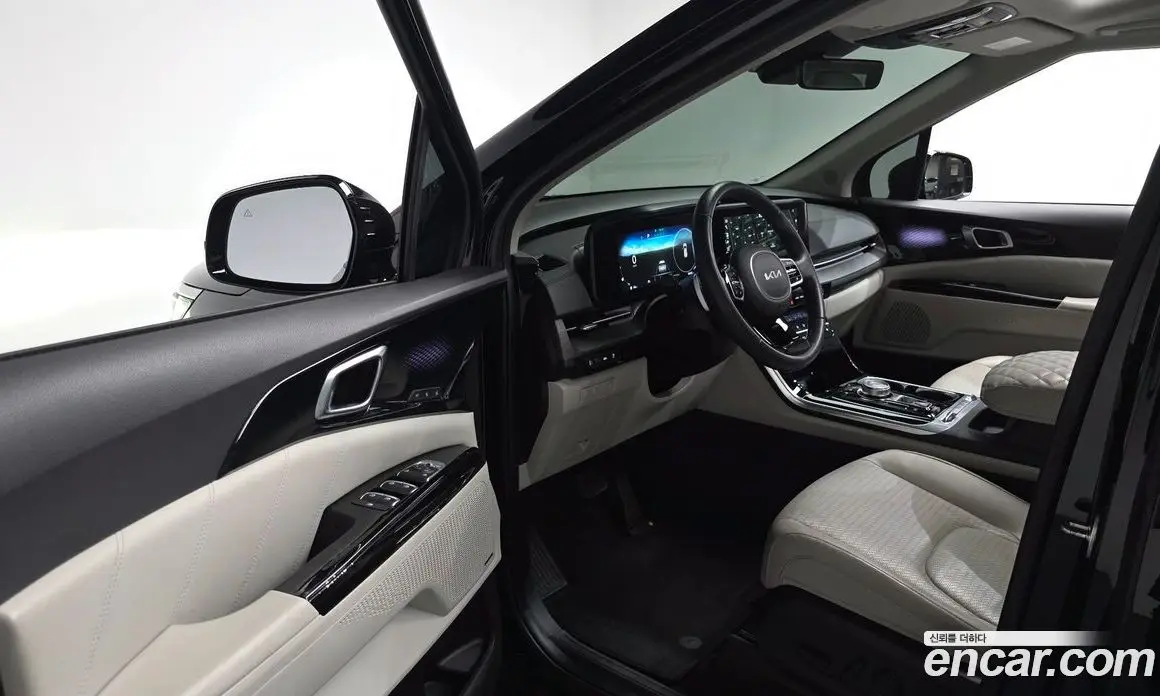 Kia Carnival 2023 3.5 автомат (гидро), фото 12