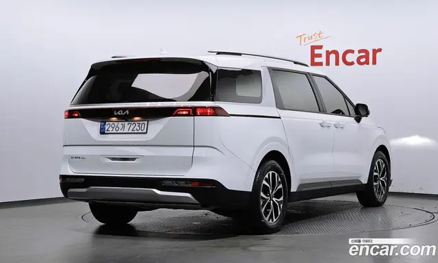 Kia Carnival 2023 2.2 автомат (гидро), миниатюра 2