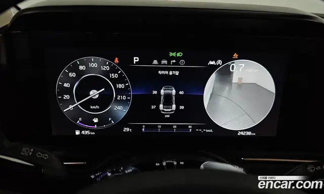 Kia Carnival 2023 2.2 автомат (гидро), миниатюра 11