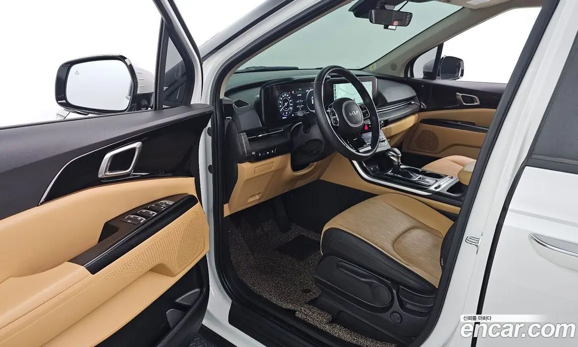 Kia Carnival 2023 2.2 автомат (гидро), фото 13