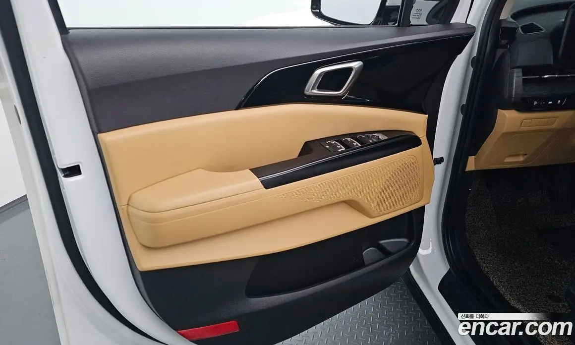 Kia Carnival 2023 2.2 автомат (гидро), фото 14