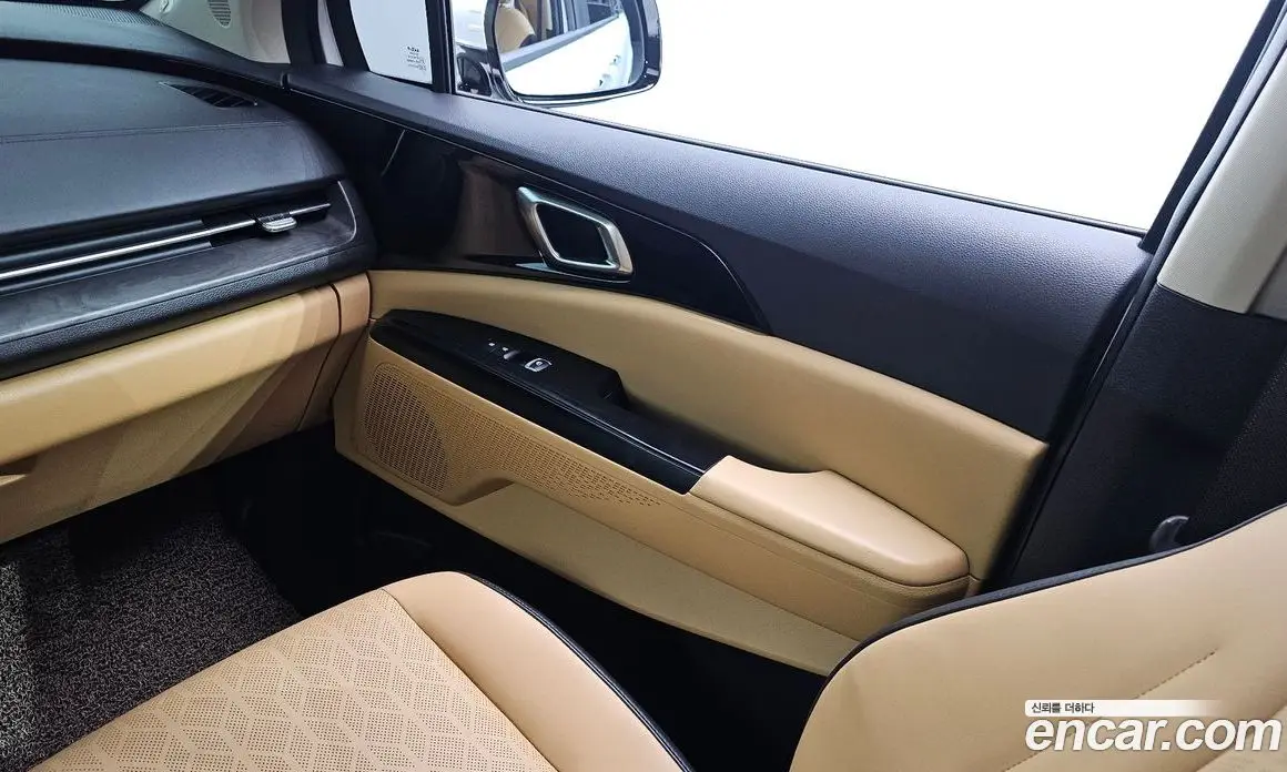 Kia Carnival 2023 2.2 автомат (гидро), фото 15