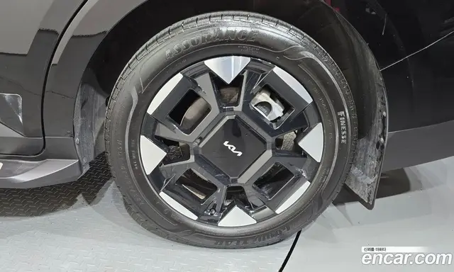 Kia Carnival 2023 3.5 автомат (гидро), миниатюра 7 Kia Carnival 2023 3.5 автомат (гидро), миниатюра 7