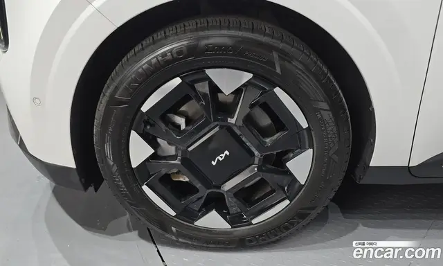 Kia Carnival 2024 3.5 автомат (гидро), миниатюра 5 Kia Carnival 2024 3.5 автомат (гидро), миниатюра 5