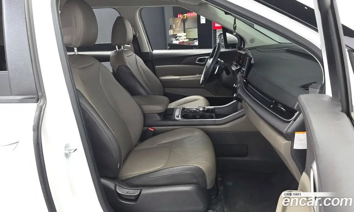Kia Carnival 2024 1.6 автомат (гидро), фото 17