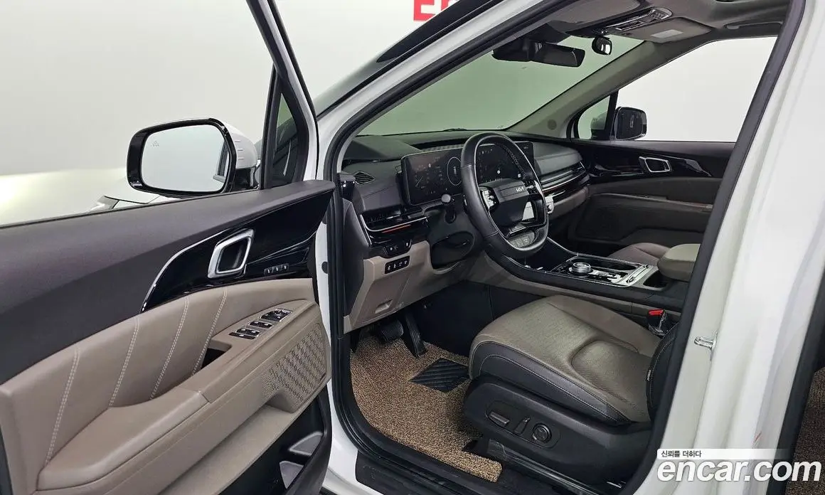 Kia Carnival 2025 2.2 автомат (гидро), фото 13 Kia Carnival 2025 2.2 автомат (гидро), фото 13
