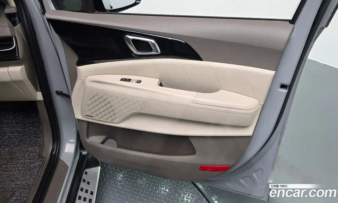 Kia Carnival 2025 2.2 автомат (гидро), фото 13