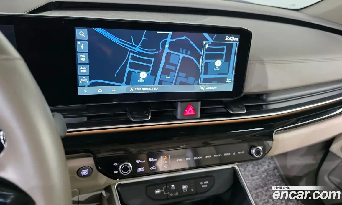 Kia Carnival 2025 2.2 автомат (гидро), фото 18