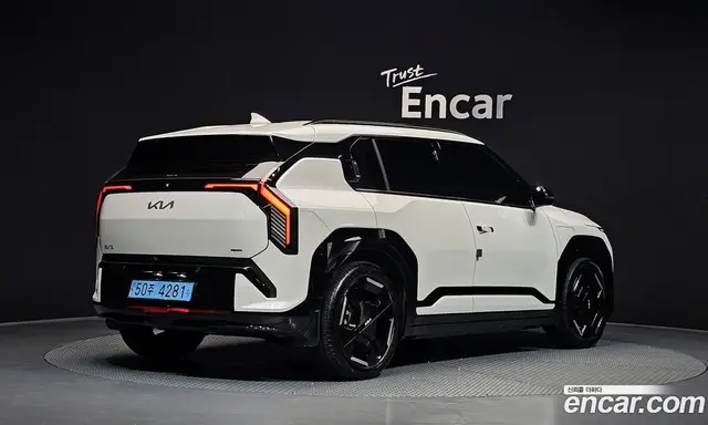 Kia EV3 2024 0.2 автомат (гидро), миниатюра 2 Kia EV3 2024 0.2 автомат (гидро), миниатюра 2