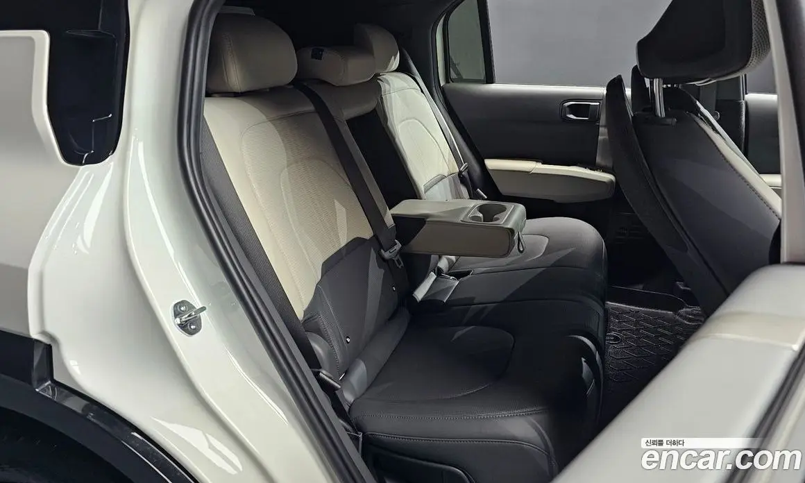 Kia EV3 2024 0.2 автомат (гидро), фото 17 Kia EV3 2024 0.2 автомат (гидро), фото 17