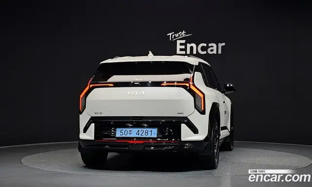 Kia EV3 2024 0.2 автомат (гидро), миниатюра 4 Kia EV3 2024 0.2 автомат (гидро), миниатюра 4