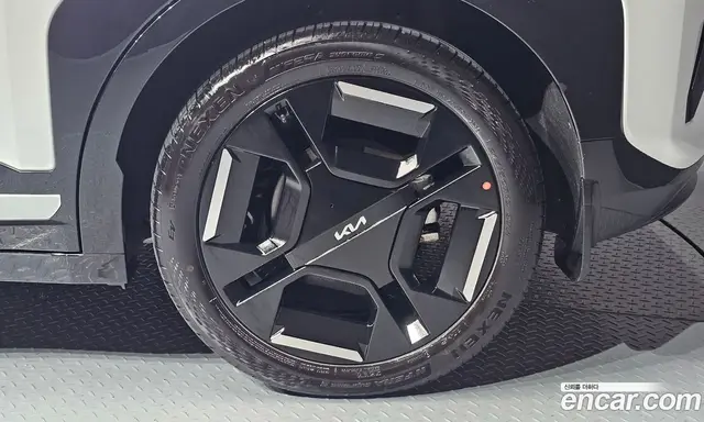 Kia EV3 2024 0.2 автомат (гидро), миниатюра 7 Kia EV3 2024 0.2 автомат (гидро), миниатюра 7