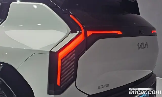 Kia EV3 2024 0.2 автомат (гидро), миниатюра 9 Kia EV3 2024 0.2 автомат (гидро), миниатюра 9