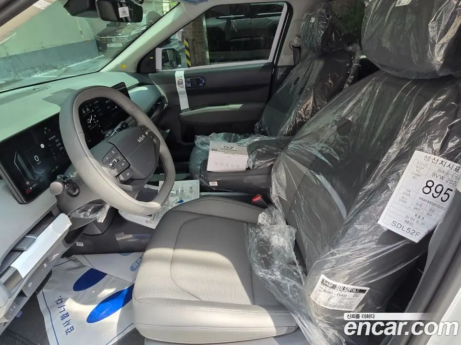 Kia EV3 2026 1.6 автомат (гидро), фото 6 Kia EV3 2026 1.6 автомат (гидро), фото 6