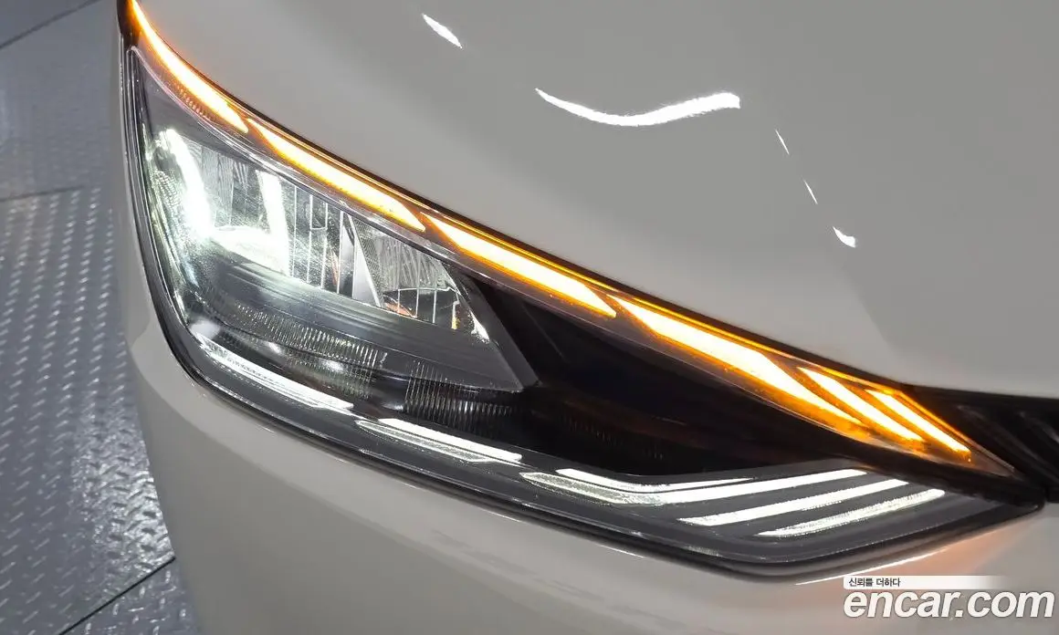 Kia EV6 2022 0.1 автомат (гидро), фото 8 Kia EV6 2022 0.1 автомат (гидро), фото 8