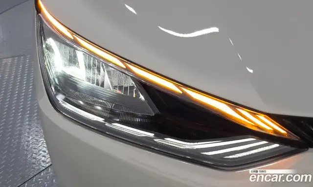 Kia EV6 2022 0.1 автомат (гидро), миниатюра 8 Kia EV6 2022 0.1 автомат (гидро), миниатюра 8