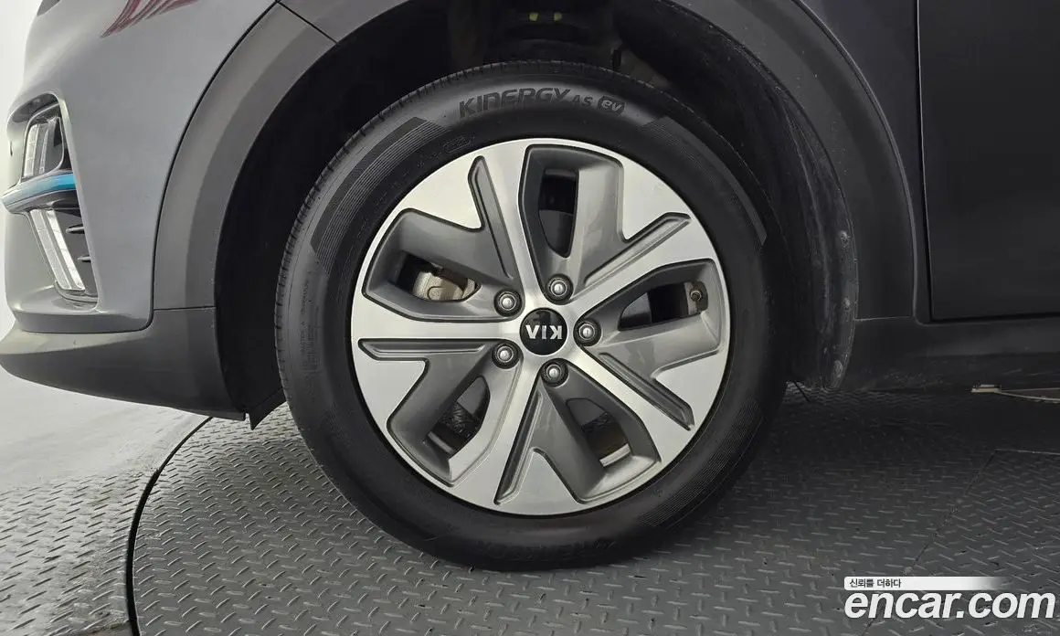 Kia Niro 2019 0.2 автомат (гидро), фото 4
