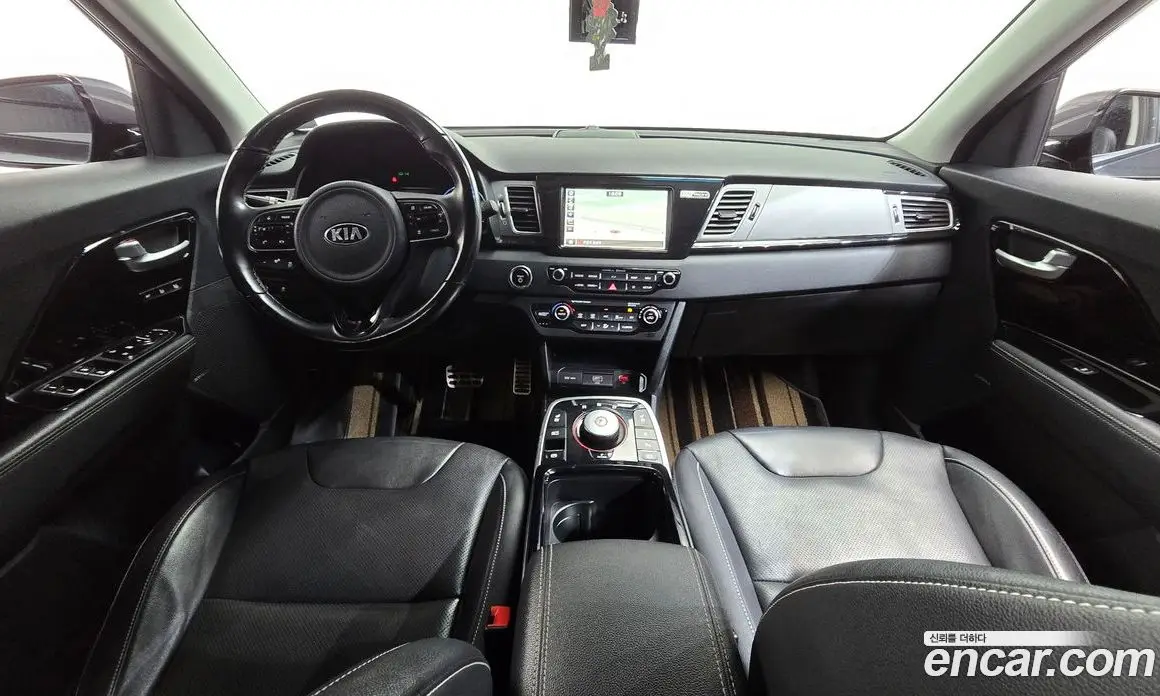 Kia Niro 2019 0.2 автомат (гидро), фото 9