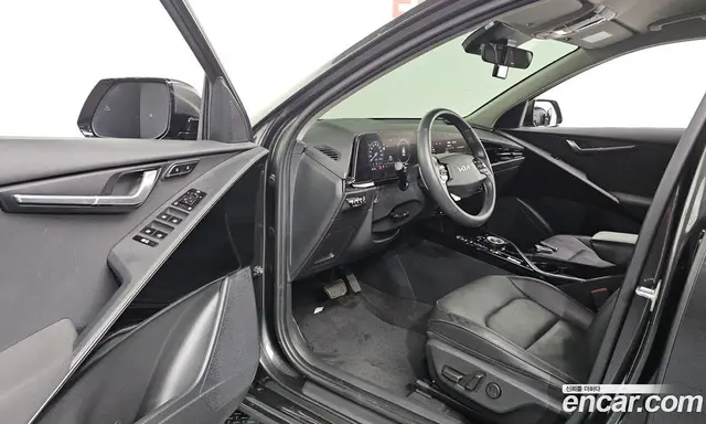 Kia Niro 2023 1.6 автомат (гидро), миниатюра 12
