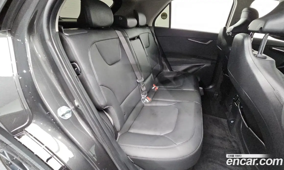 Kia Niro 2023 1.6 автомат (гидро), фото 16